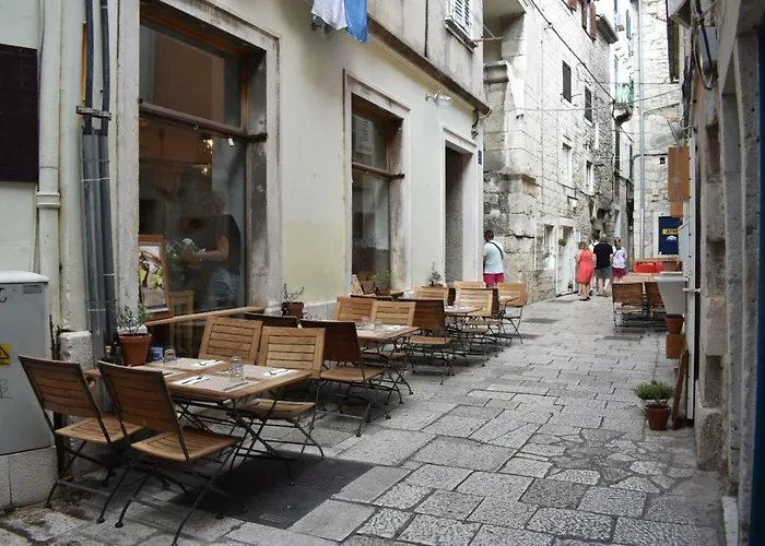 Dante Apartman Split